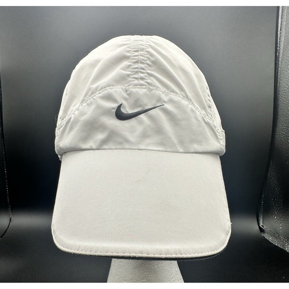 nike tailwind swoosh hat